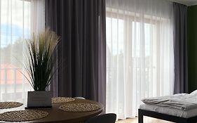 Tanie Noclegi Gliwice - Apartamenty Lowicka 28